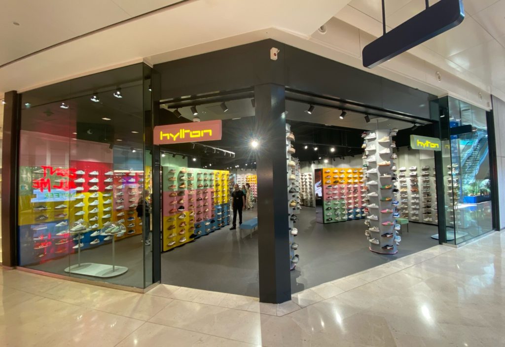 La boutique Hylton débarque aux Terrasses du Port